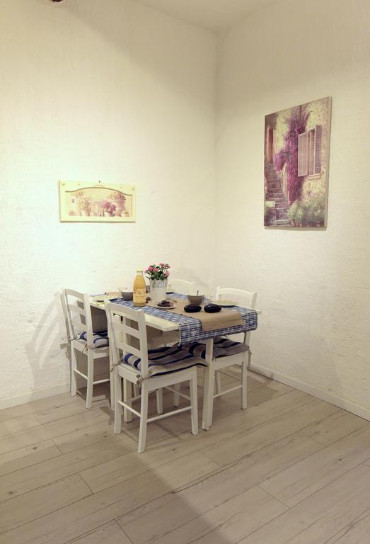 Great Flat In The Old Town Up To 4 Lejlighed Nice Eksteriør billede